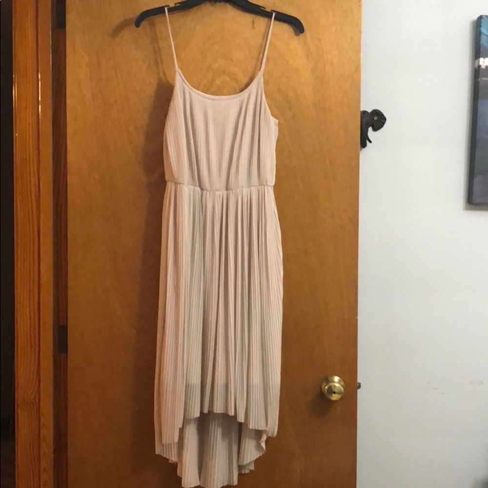 H&M Beige Dress